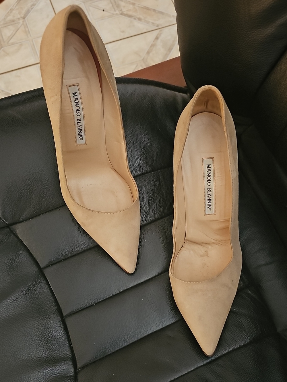 Manolo Blahnik Beige Suede Pointed-Toe Pumps